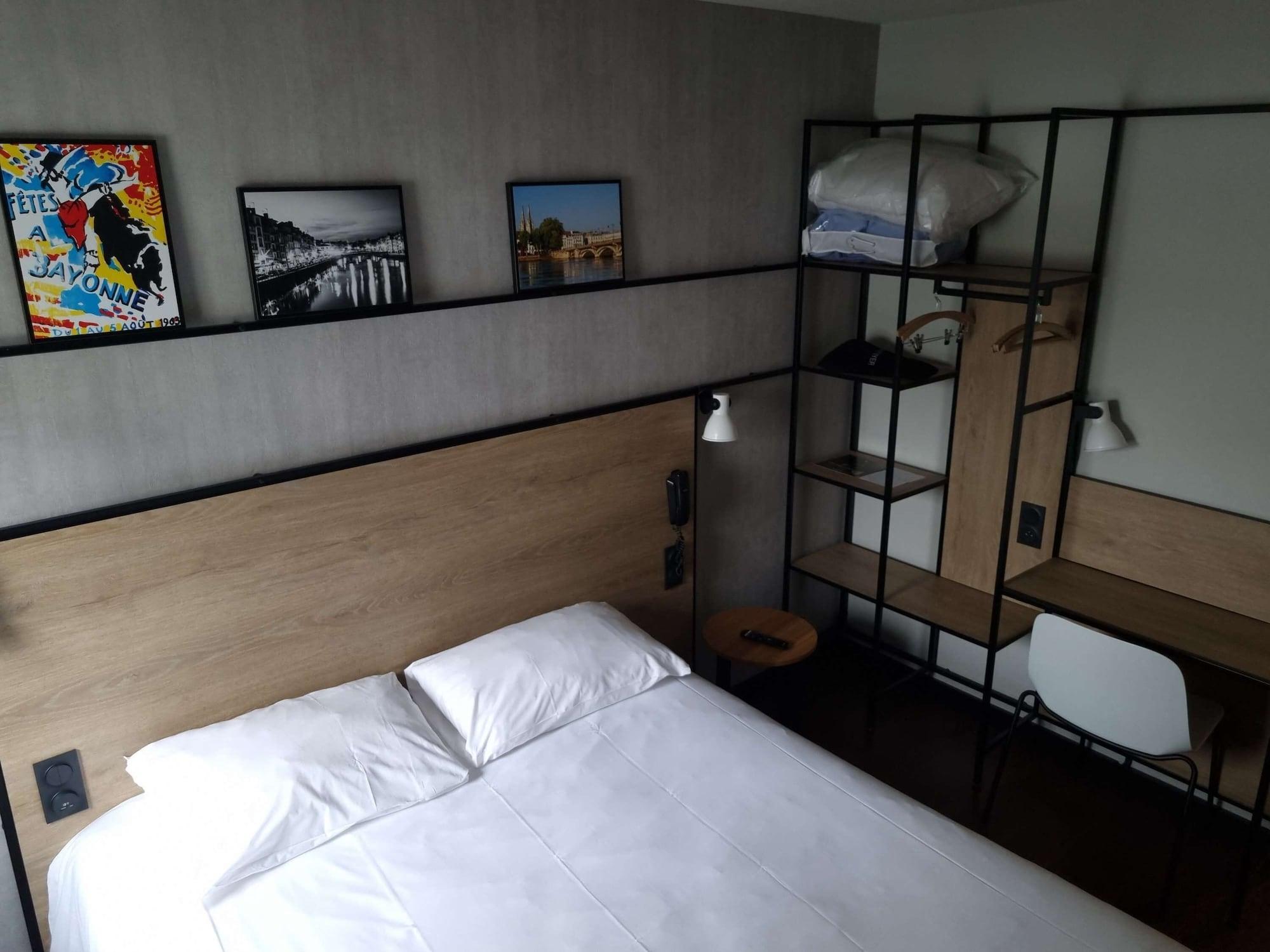 Отель Ibis Bayonne Centre Экстерьер фото