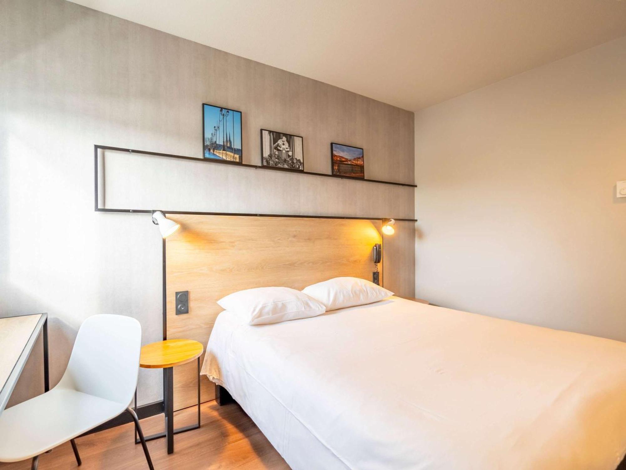 Отель Ibis Bayonne Centre Экстерьер фото