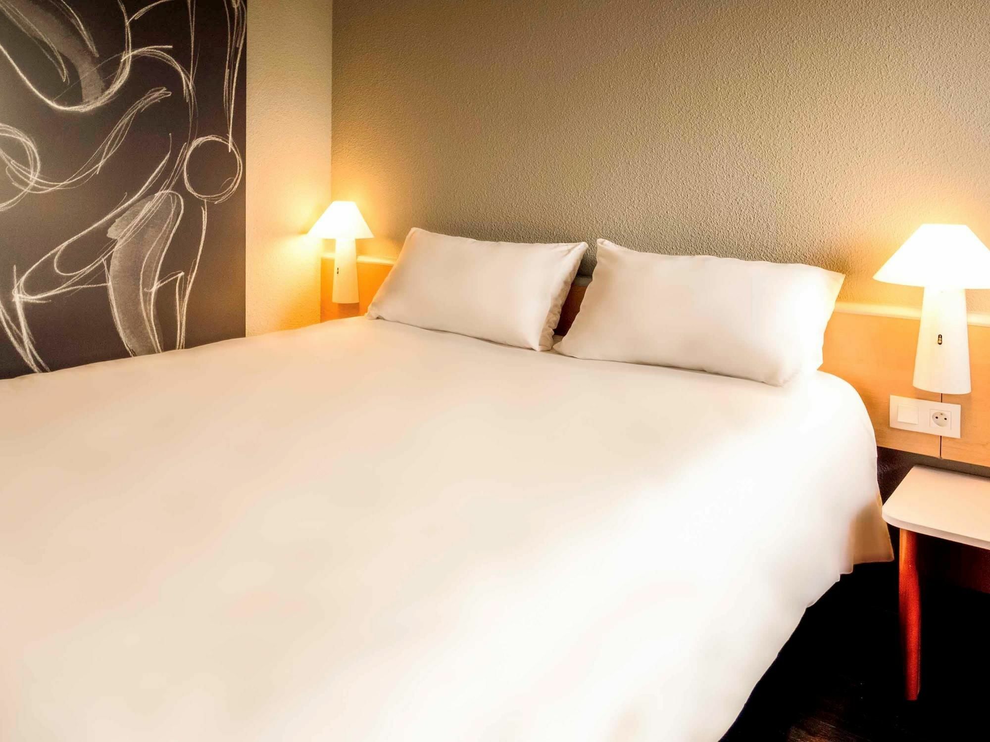 Отель Ibis Bayonne Centre Экстерьер фото
