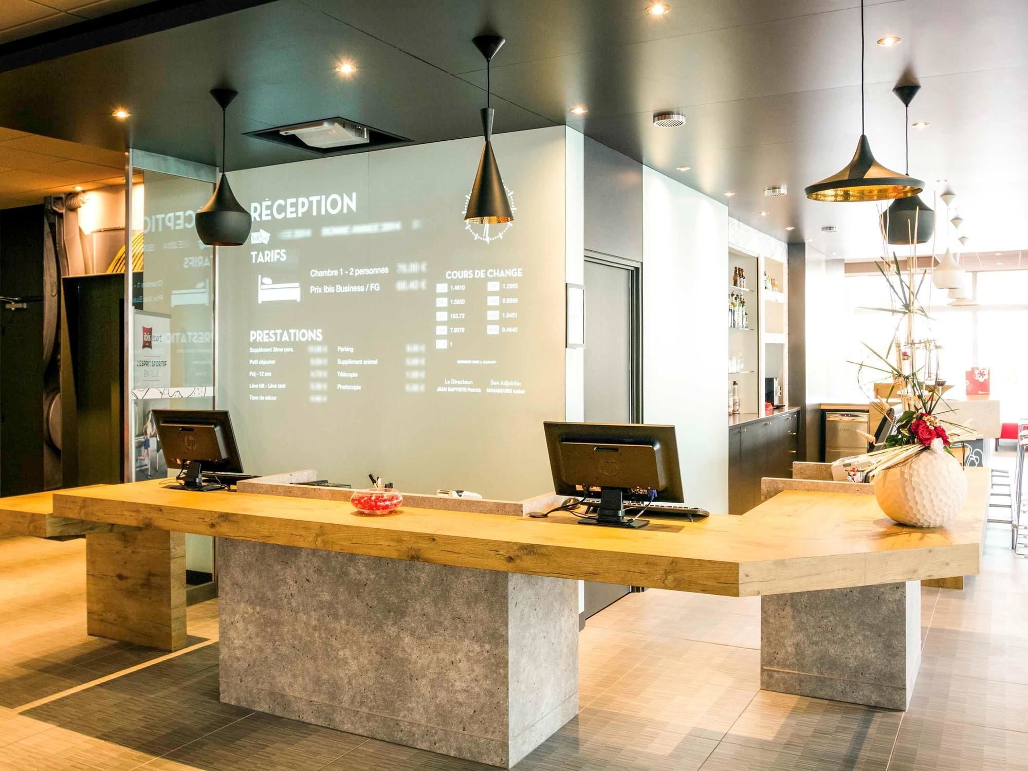 Отель Ibis Bayonne Centre Экстерьер фото